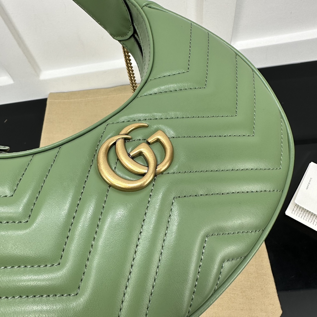 Gucci Hobo Bags